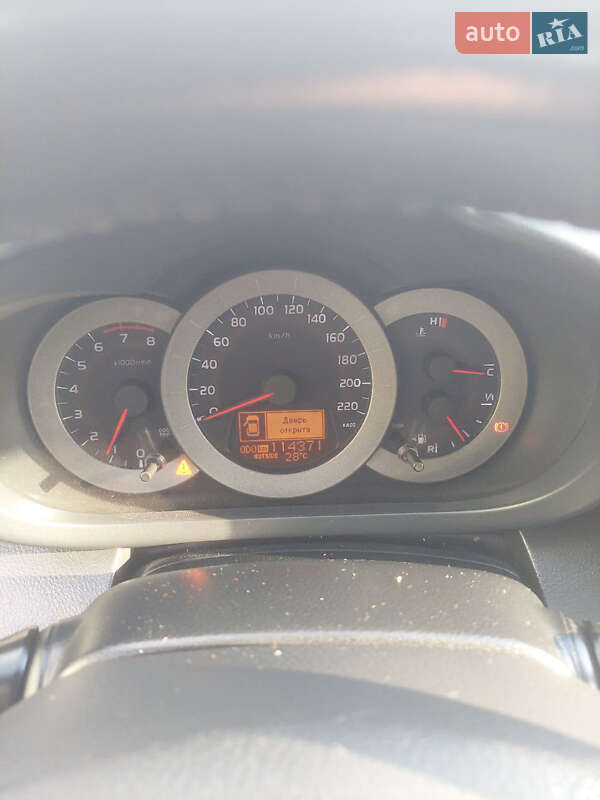 Позашляховик / Кросовер Toyota RAV4 2007 в Ірпені