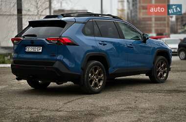 Позашляховик / Кросовер Toyota RAV4 2023 в Чернівцях