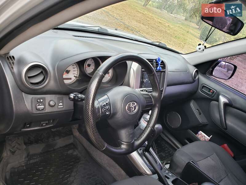 Позашляховик / Кросовер Toyota RAV4 2005 в Чугуєві фото 2 Позашляховик / Кросовер Toyota RAV4 2005 в Чугуєві