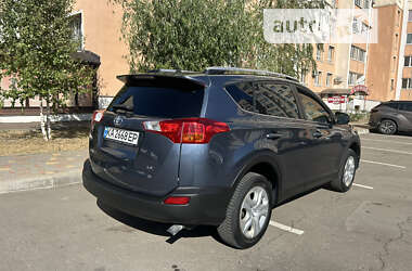 Позашляховик / Кросовер Toyota RAV4 2013 в Софіївській Борщагівці