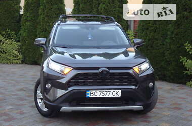 Позашляховик / Кросовер Toyota RAV4 2021 в Дрогобичі