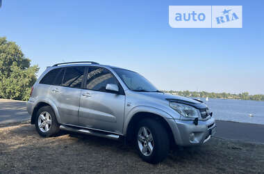 Позашляховик / Кросовер Toyota RAV4 2004 в Києві