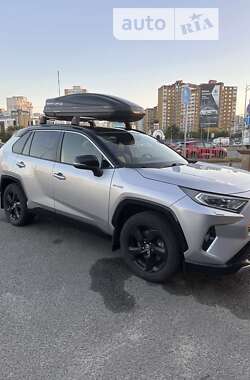 Позашляховик / Кросовер Toyota RAV4 2019 в Києві