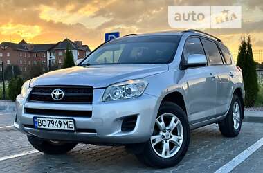 Внедорожник / Кроссовер Toyota RAV4 2011 в Стрые