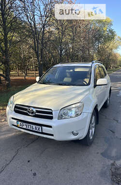 Внедорожник / Кроссовер Toyota RAV4 2007 в Запорожье