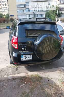 Позашляховик / Кросовер Toyota RAV4 2008 в Києві