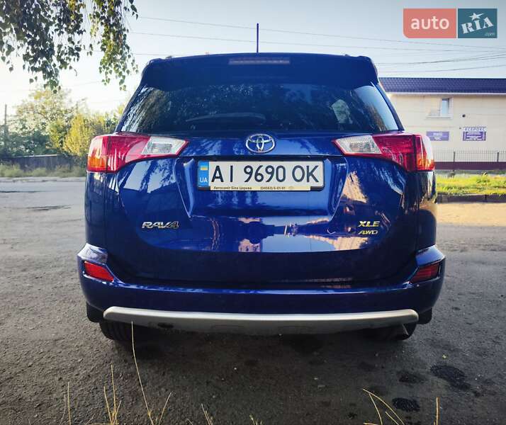 Внедорожник / Кроссовер Toyota RAV4 2015 в Белой Церкви фото 4 Внедорожник / Кроссовер Toyota RAV4 2015 в Белой Церкви