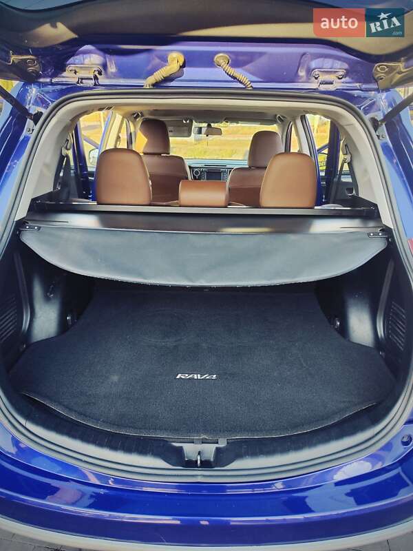 Внедорожник / Кроссовер Toyota RAV4 2015 в Белой Церкви фото 9 Внедорожник / Кроссовер Toyota RAV4 2015 в Белой Церкви