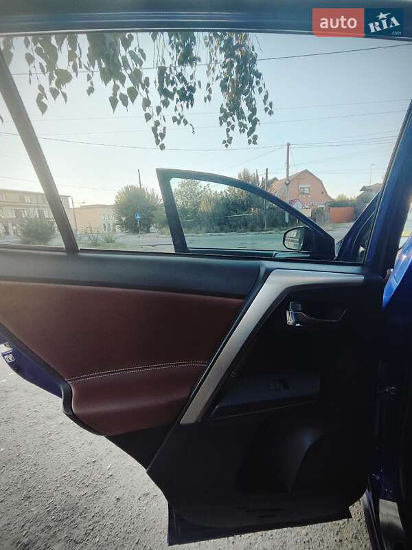 Внедорожник / Кроссовер Toyota RAV4 2015 в Белой Церкви фото 18 Внедорожник / Кроссовер Toyota RAV4 2015 в Белой Церкви