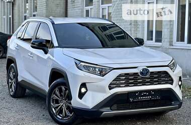 Внедорожник / Кроссовер Toyota RAV4 2023 в Киеве