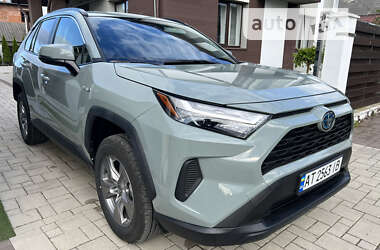 Внедорожник / Кроссовер Toyota RAV4 2023 в Надворной