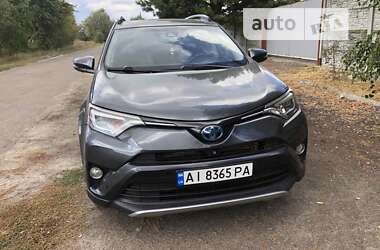 Позашляховик / Кросовер Toyota RAV4 2017 в Броварах