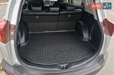 Внедорожник / Кроссовер Toyota RAV4 2014 в Николаеве