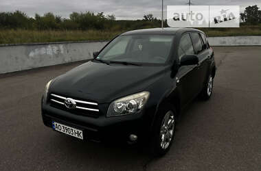 Внедорожник / Кроссовер Toyota RAV4 2007 в Мукачево