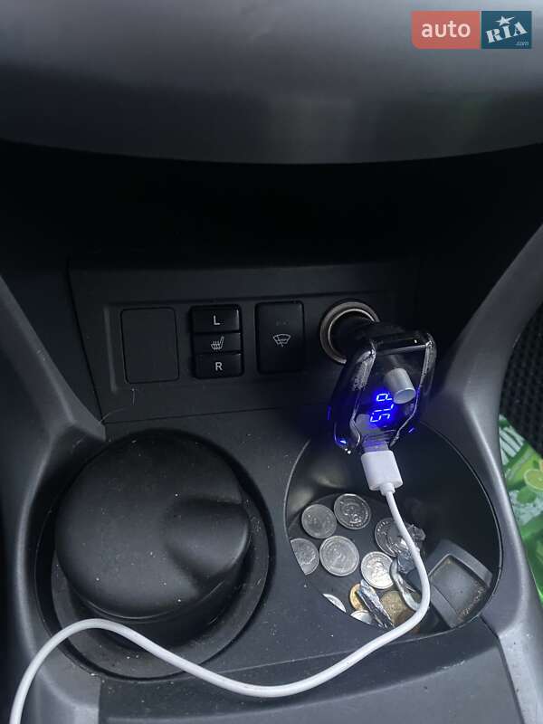 Внедорожник / Кроссовер Toyota RAV4 2008 в Коломые