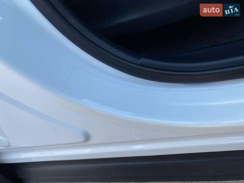 Внедорожник / Кроссовер Toyota RAV4 2015 в Подольске