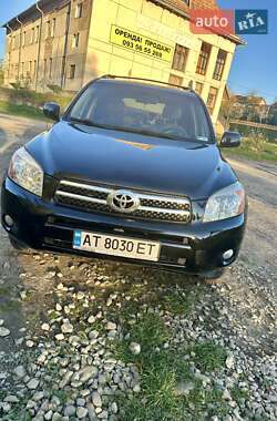 Внедорожник / Кроссовер Toyota RAV4 2008 в 
