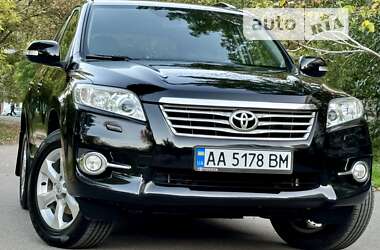 Внедорожник / Кроссовер Toyota RAV4 2010 в Одессе