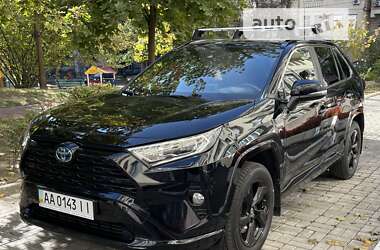 Позашляховик / Кросовер Toyota RAV4 2021 в Києві