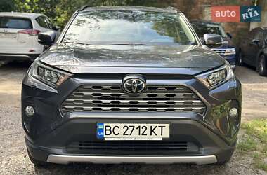 Внедорожник / Кроссовер Toyota RAV4 2020 в Львове