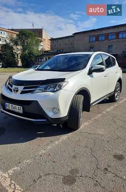 Позашляховик / Кросовер Toyota RAV4 2015 в Кривому Розі