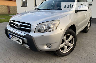 Позашляховик / Кросовер Toyota RAV4 2007 в Луцьку