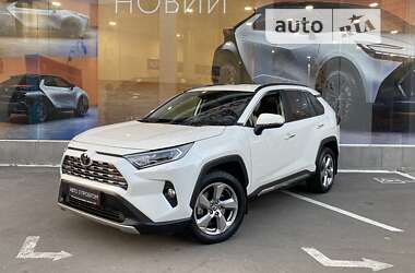 Внедорожник / Кроссовер Toyota RAV4 2019 в Одессе