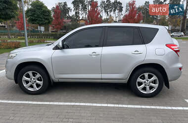 Позашляховик / Кросовер Toyota RAV4 2011 в Києві