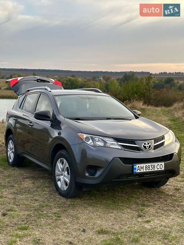 Внедорожник / Кроссовер Toyota RAV4 2014 в Бердичеве фото 3 Внедорожник / Кроссовер Toyota RAV4 2014 в Бердичеве