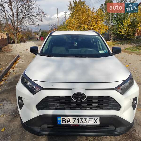 Позашляховик / Кросовер Toyota RAV4 2019 в Кропивницькому фото 2 Позашляховик / Кросовер Toyota RAV4 2019 в Кропивницькому