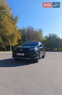 Позашляховик / Кросовер Toyota RAV4 2017 в Запоріжжі