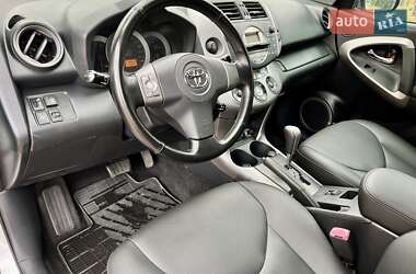 Внедорожник / Кроссовер Toyota RAV4 2007 в Киеве