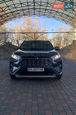 Позашляховик / Кросовер Toyota RAV4 2020 в Олександрії