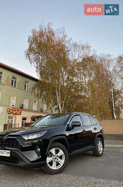 Позашляховик / Кросовер Toyota RAV4 2018 в Бердичеві