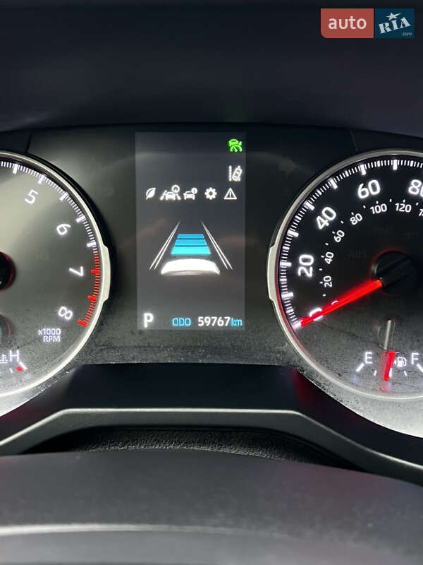 Позашляховик / Кросовер Toyota RAV4 2018 в Дубні