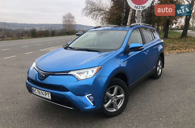 Позашляховик / Кросовер Toyota RAV4 2017 в Львові