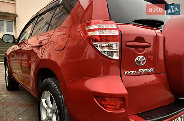 Внедорожник / Кроссовер Toyota RAV4 2011 в Тернополе