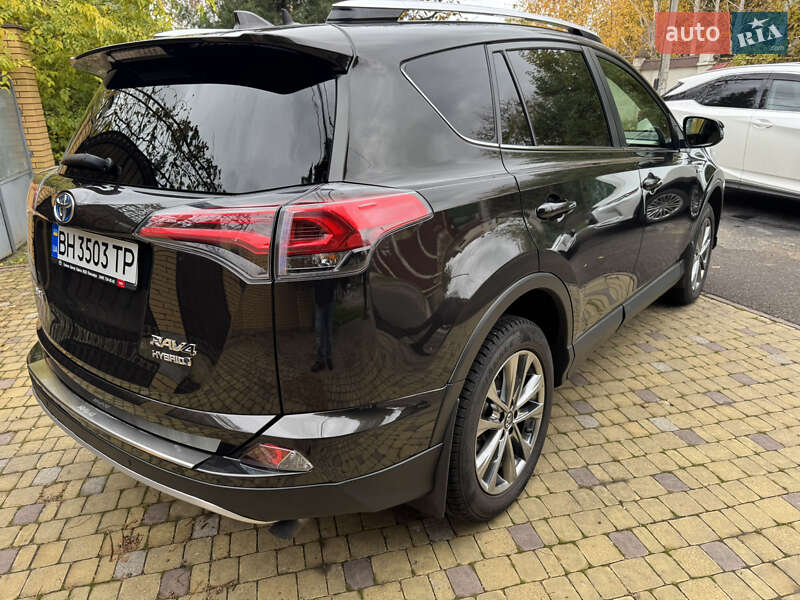 Позашляховик / Кросовер Toyota RAV4 2015 в Одесі