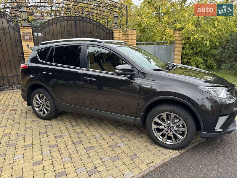 Позашляховик / Кросовер Toyota RAV4 2015 в Одесі