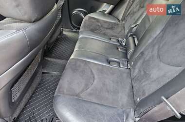 Внедорожник / Кроссовер Toyota RAV4 2010 в 