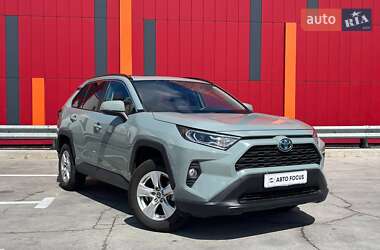 Позашляховик / Кросовер Toyota RAV4 2021 в Києві