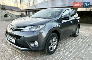 Позашляховик / Кросовер Toyota RAV4 2015 в Калуші