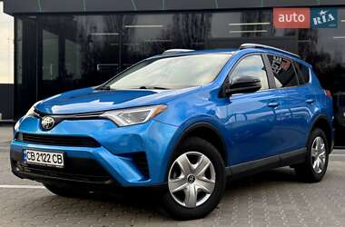 Позашляховик / Кросовер Toyota RAV4 2017 в Києві