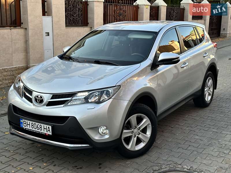 Внедорожник / Кроссовер Toyota RAV4 2014 в Одессе