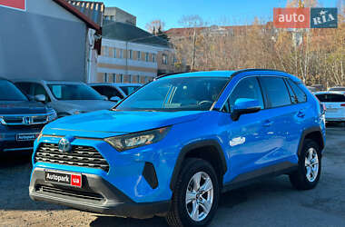 Внедорожник / Кроссовер Toyota RAV4 2019 в Виннице