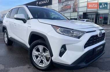 Внедорожник / Кроссовер Toyota RAV4 2019 в Киеве