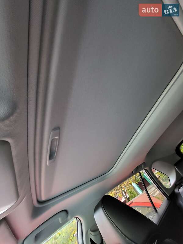 Внедорожник / Кроссовер Toyota RAV4 2021 в Чернигове