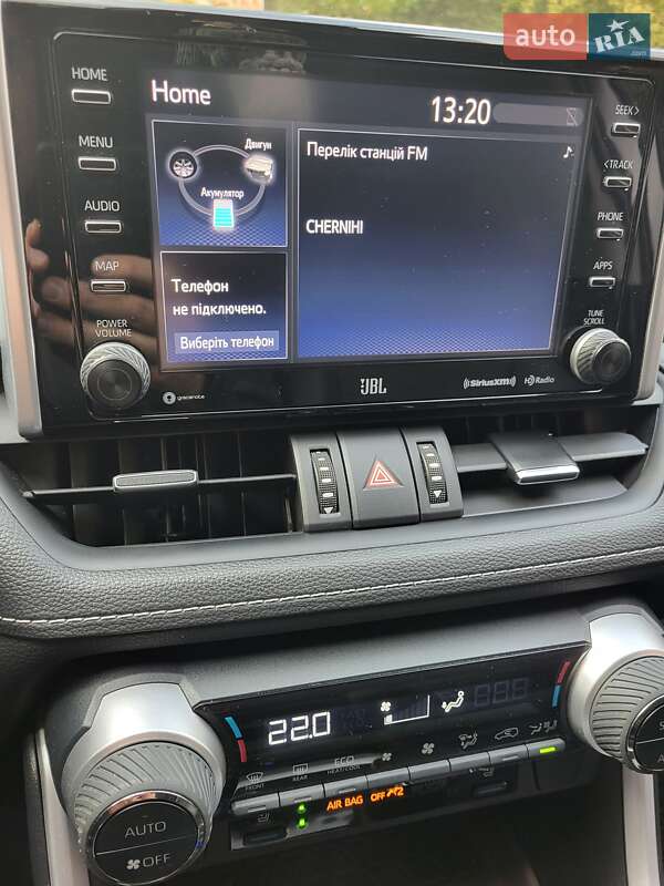 Внедорожник / Кроссовер Toyota RAV4 2021 в Чернигове