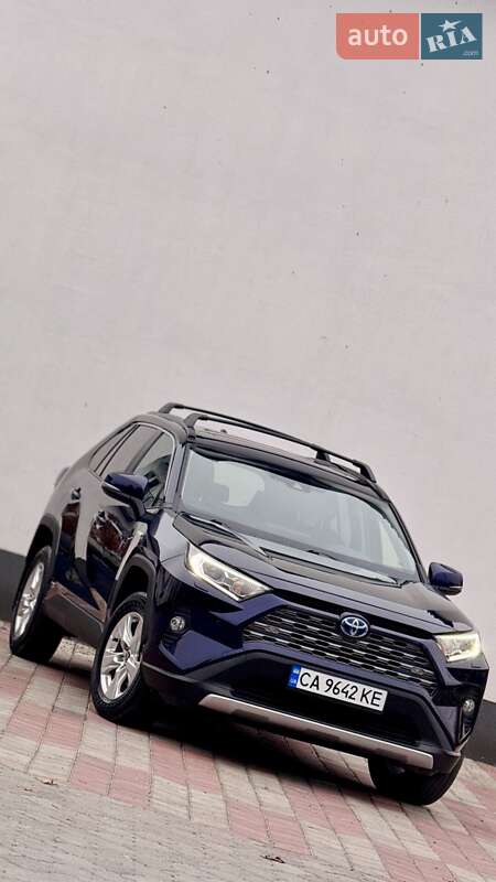 Внедорожник / Кроссовер Toyota RAV4 2021 в Умани фото 3 Внедорожник / Кроссовер Toyota RAV4 2021 в Умани