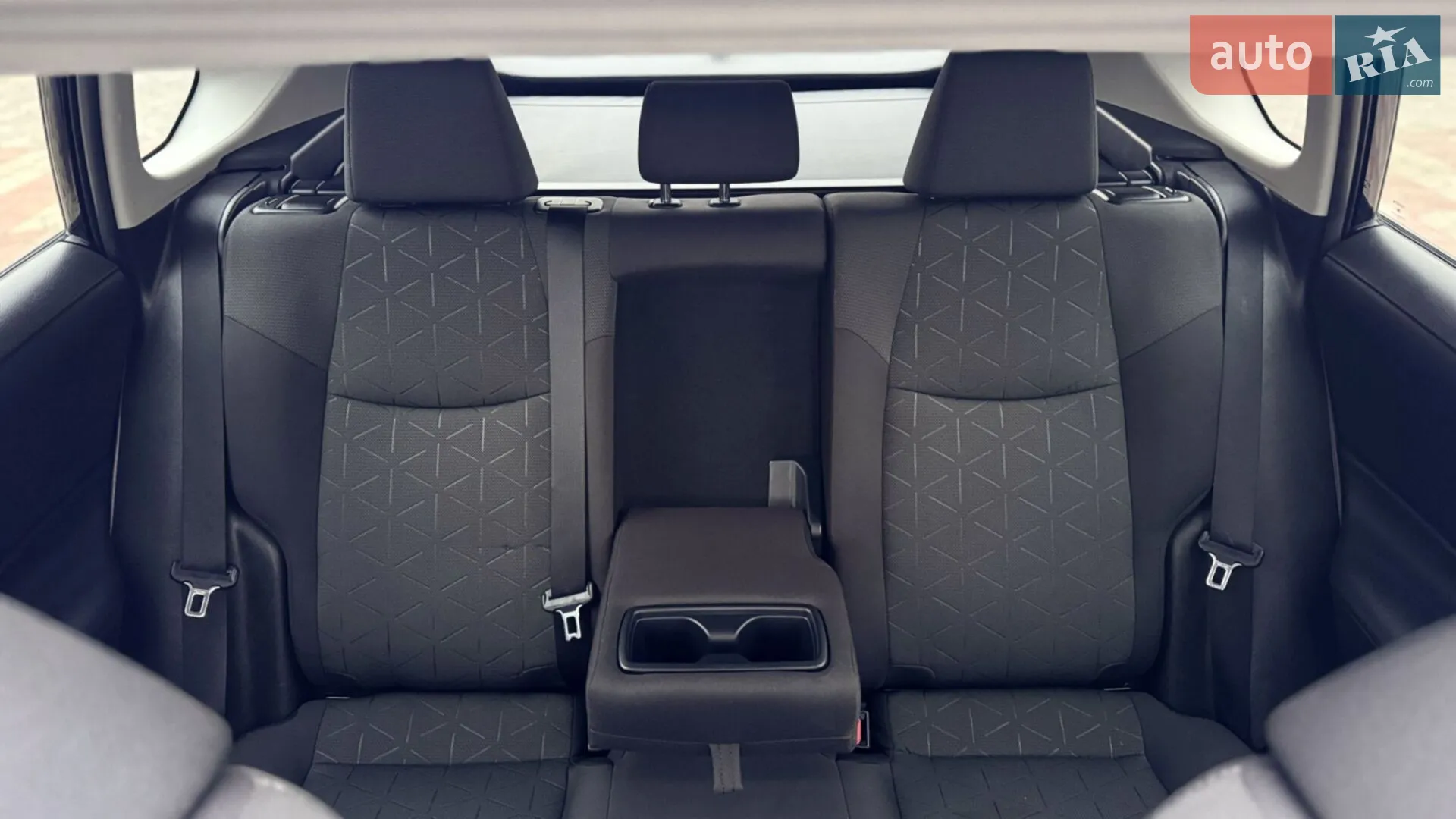 2021 Toyota RAV 4 - мініатюра 19